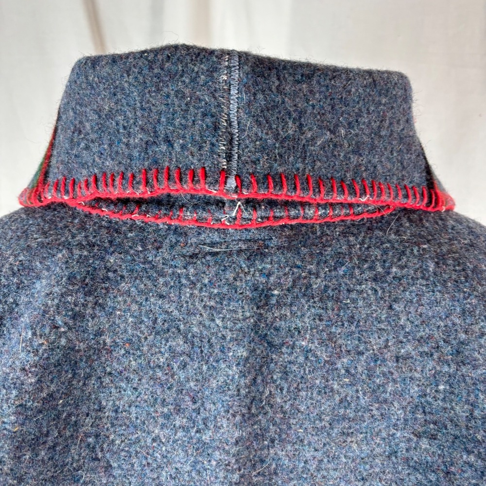 Handmade Gray Stripe Bog Jacket Zip Up from Pendleton Wool Blanket  | Woman's XL - Picture 7 of 15
